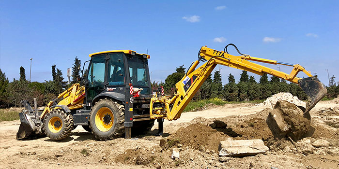 777A Backhoe Excavator